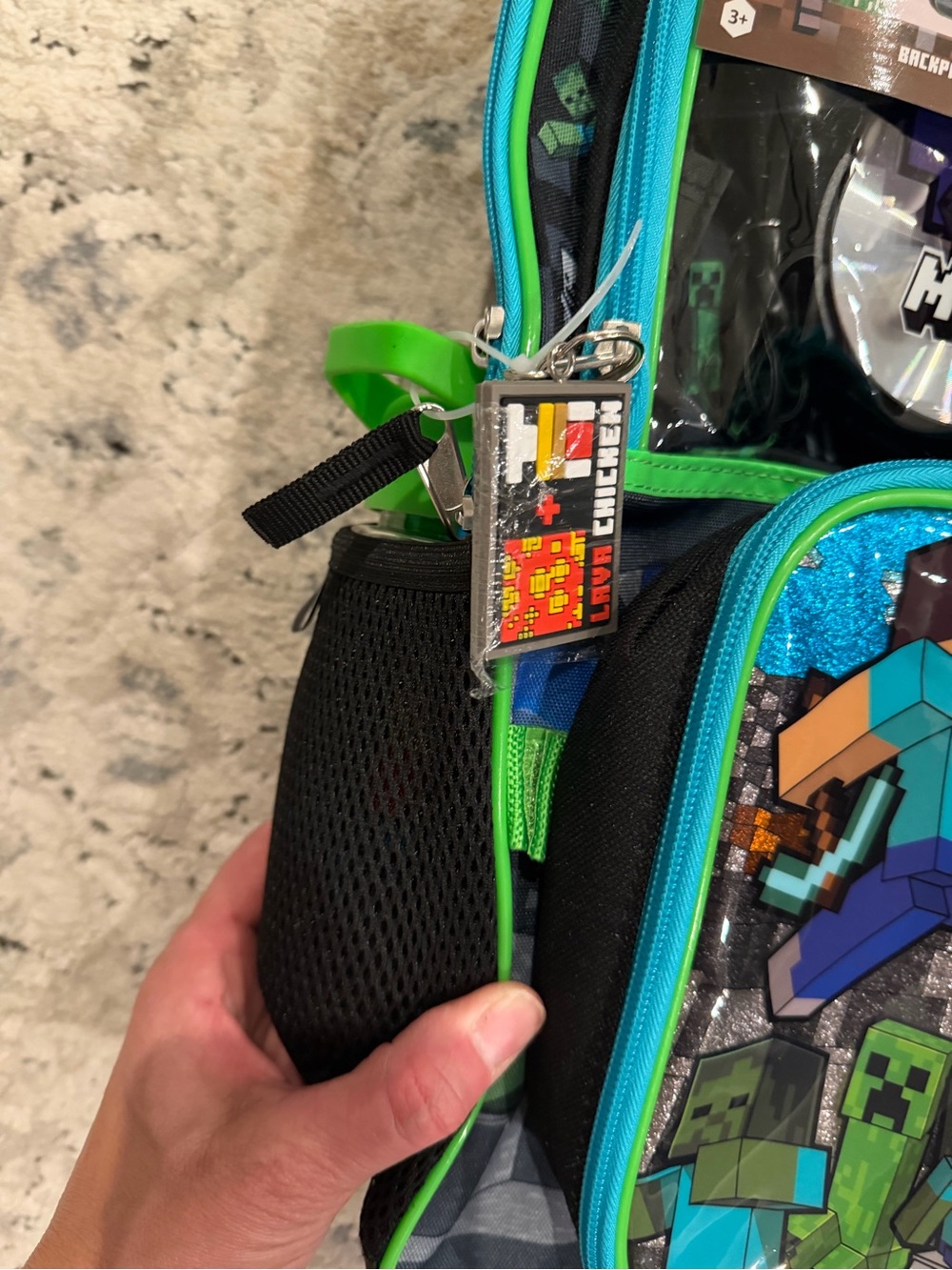 Minecraft Backpack 5-Piece Set - Picture 2 of 3